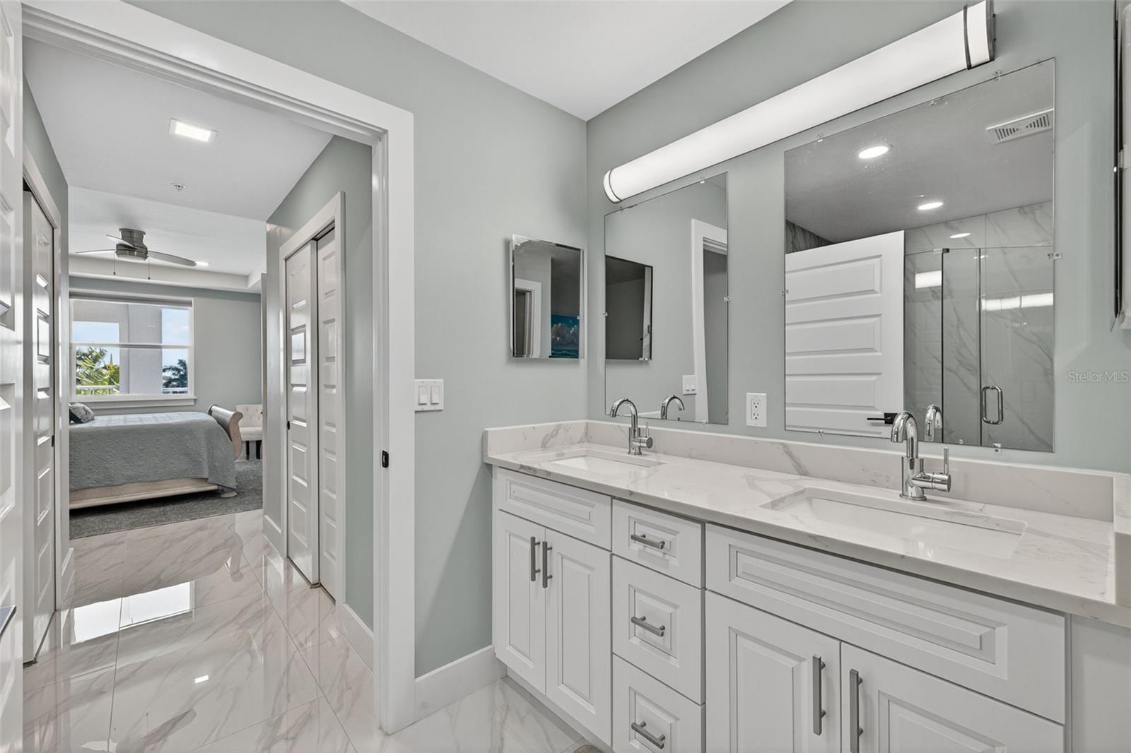 PARADISE POINTE/CHARLOTTE HARB - Residential