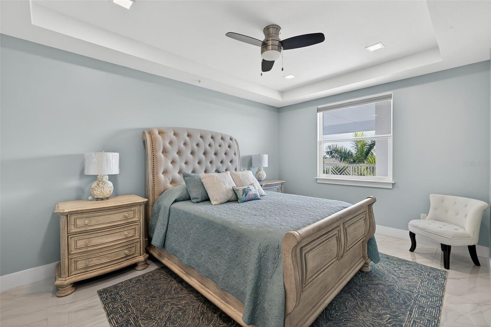 PARADISE POINTE/CHARLOTTE HARB - Residential