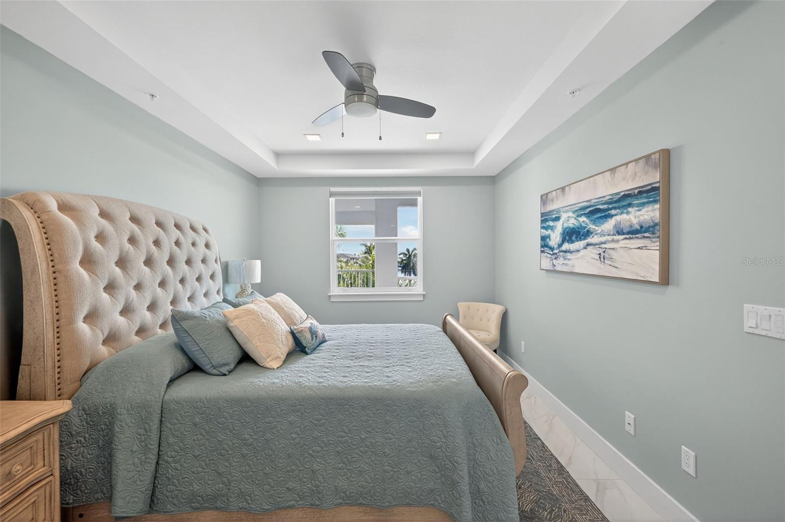 PARADISE POINTE/CHARLOTTE HARB - Residential