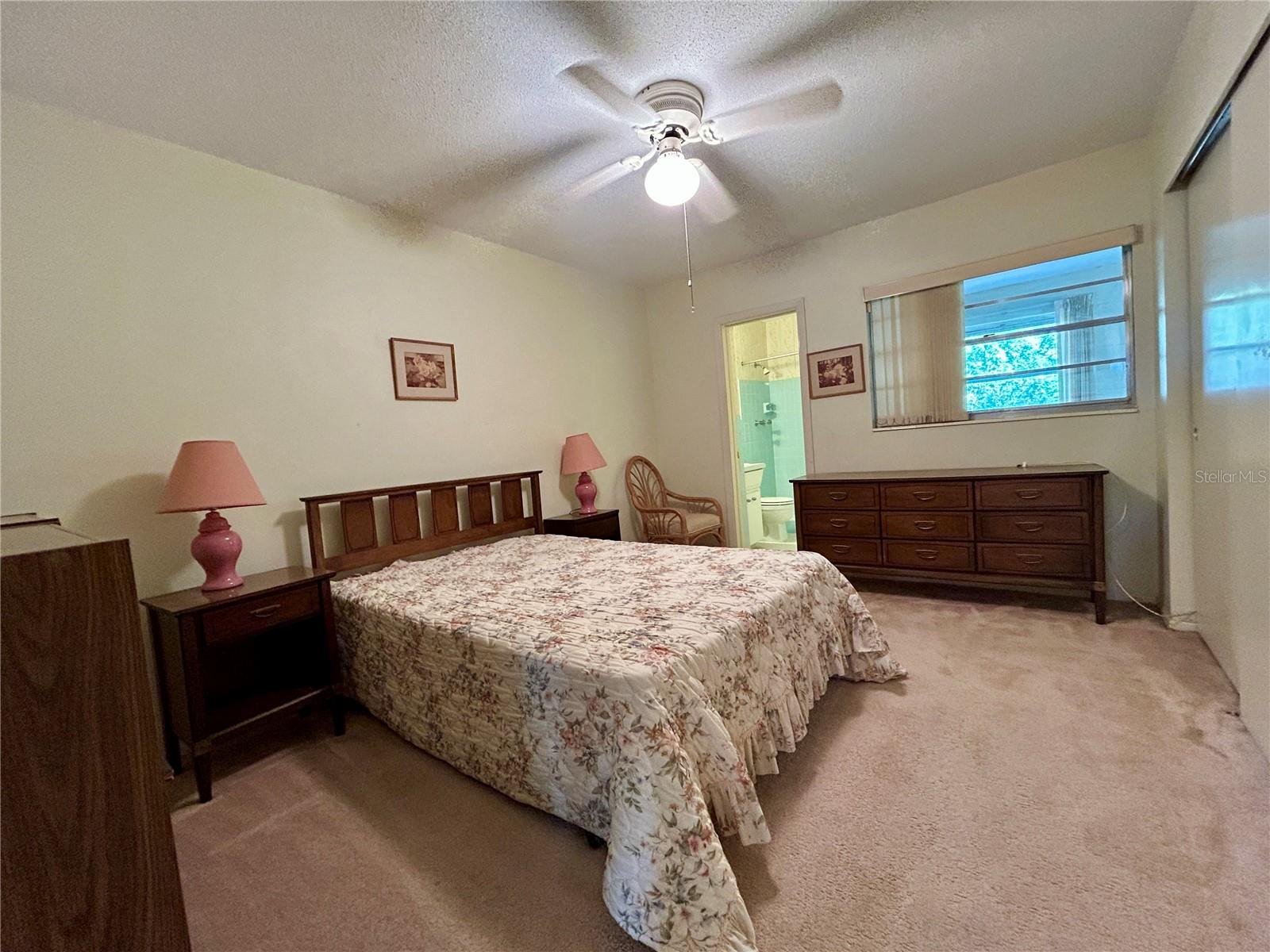 ON TOP OF THE WORLD - Residential