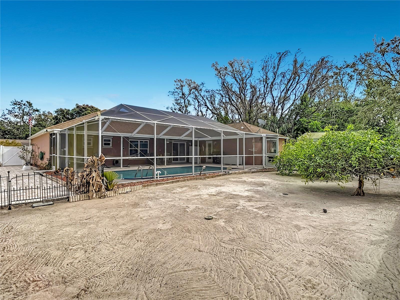 SPRING HILL - Residential