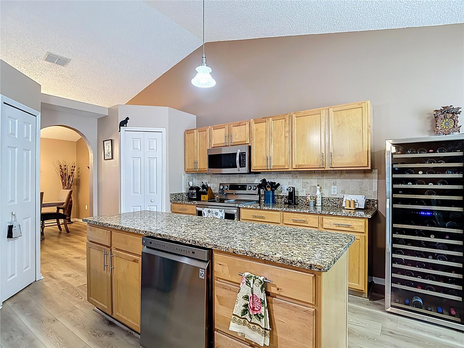 SPRING HILL - Residential