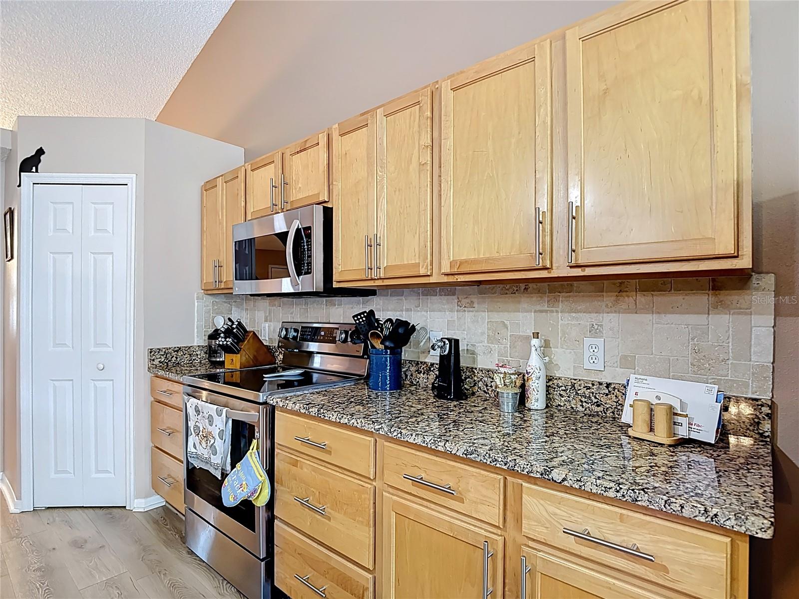 SPRING HILL - Residential