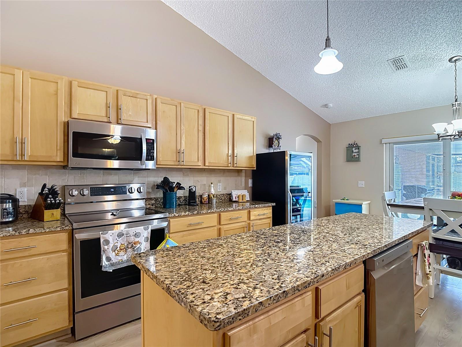 SPRING HILL - Residential