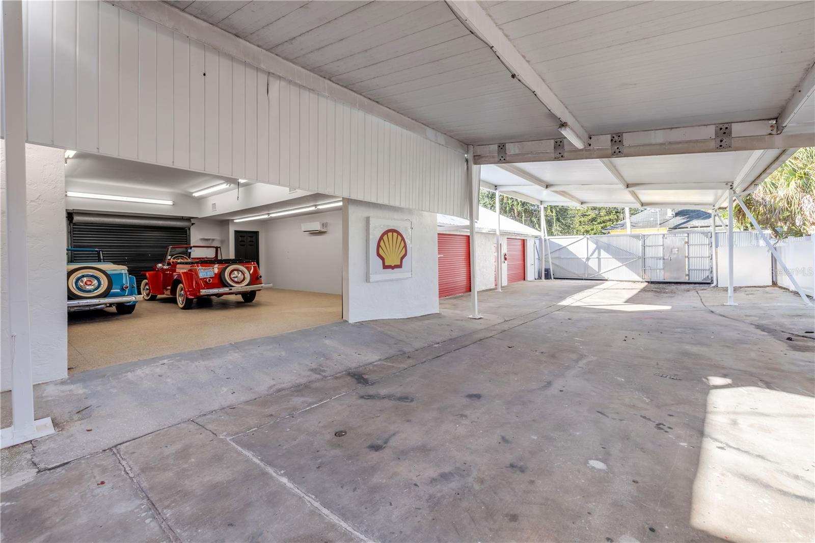 ANDREWS NEW SMYRNA - Commercial Sale