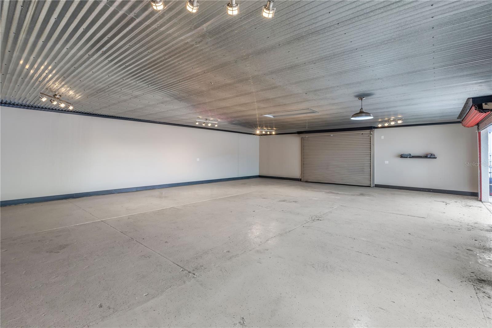 ANDREWS NEW SMYRNA - Commercial Sale