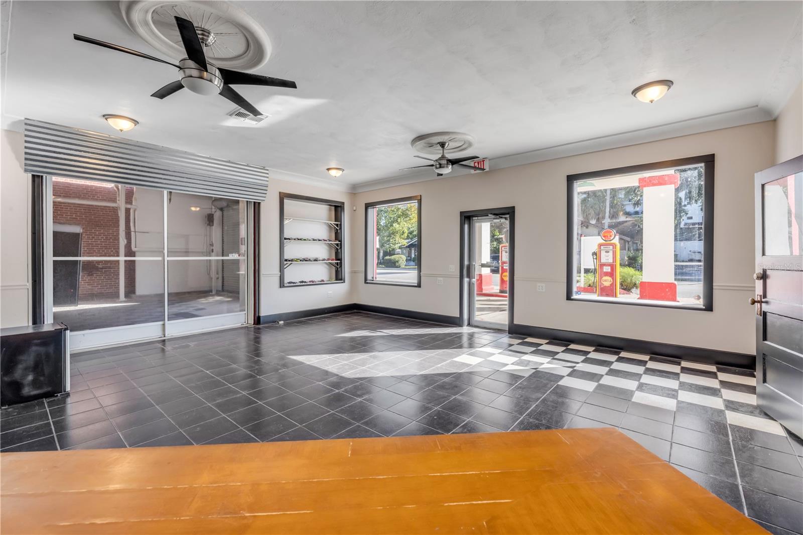 ANDREWS NEW SMYRNA - Commercial Sale