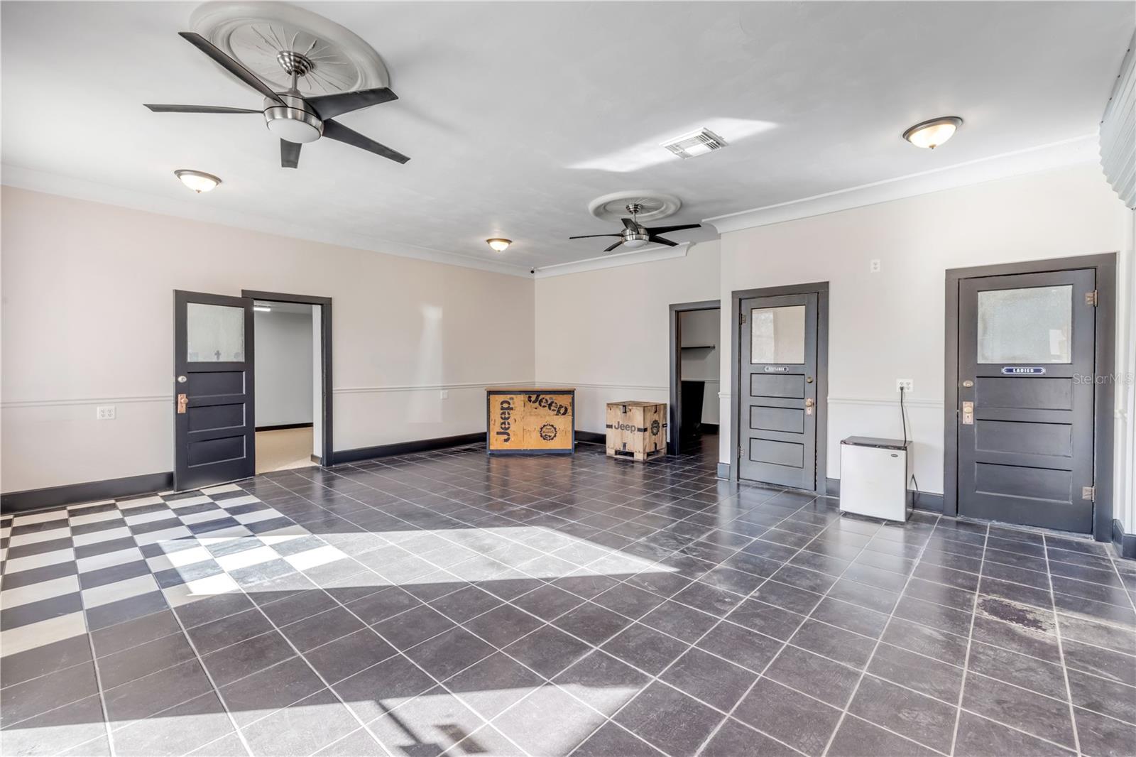 ANDREWS NEW SMYRNA - Commercial Sale