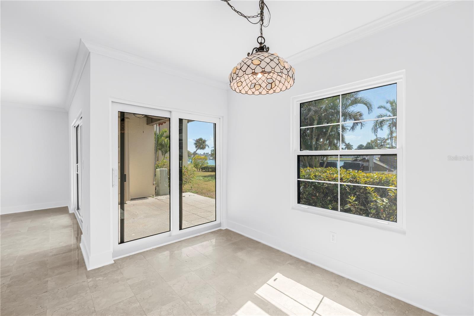 LA COSTA BRAVA CONDO 1 - Residential