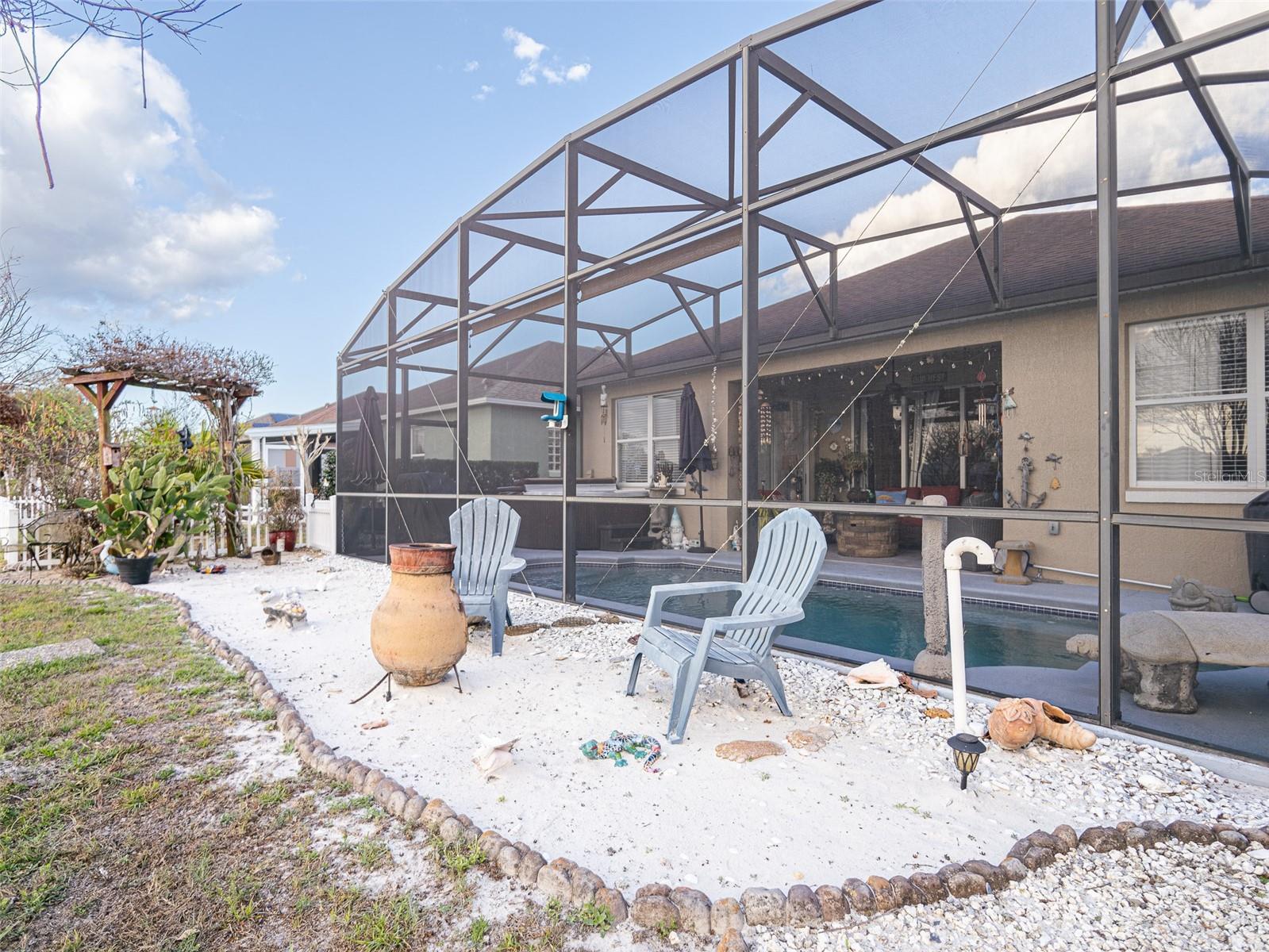 ANDOVER POINT 50 24 - Residential