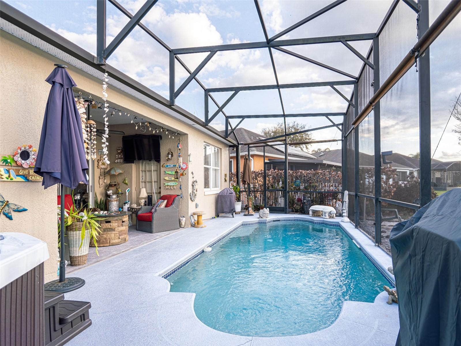 ANDOVER POINT 50 24 - Residential