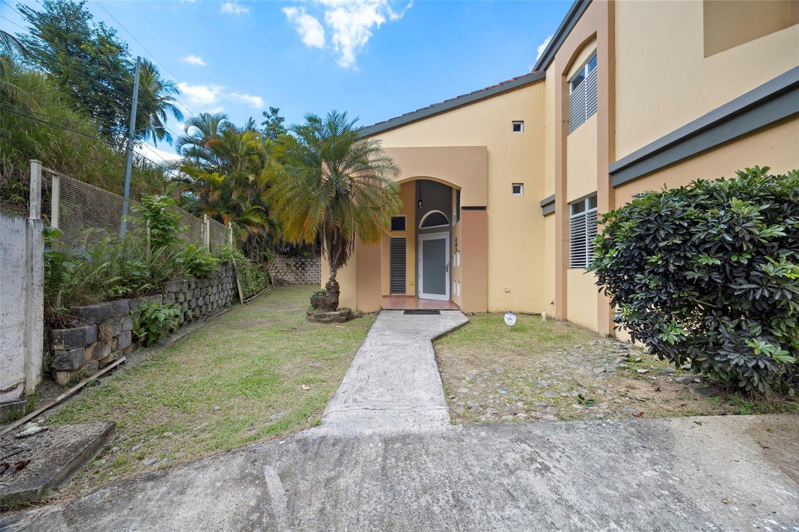 Calle 1 B-6, LOMAS DEL SOL DEV.