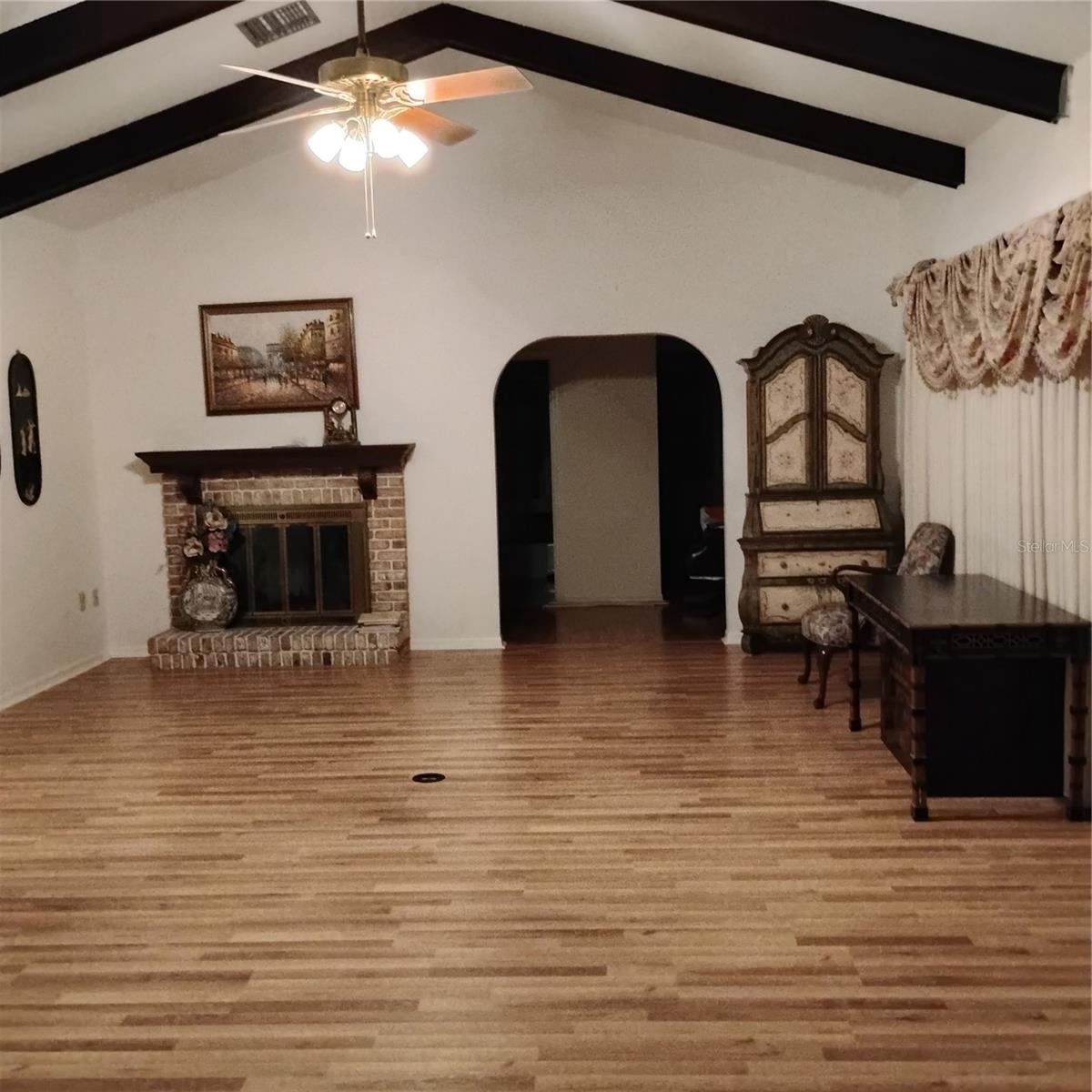 8943 SILVER LAKE DRIVE