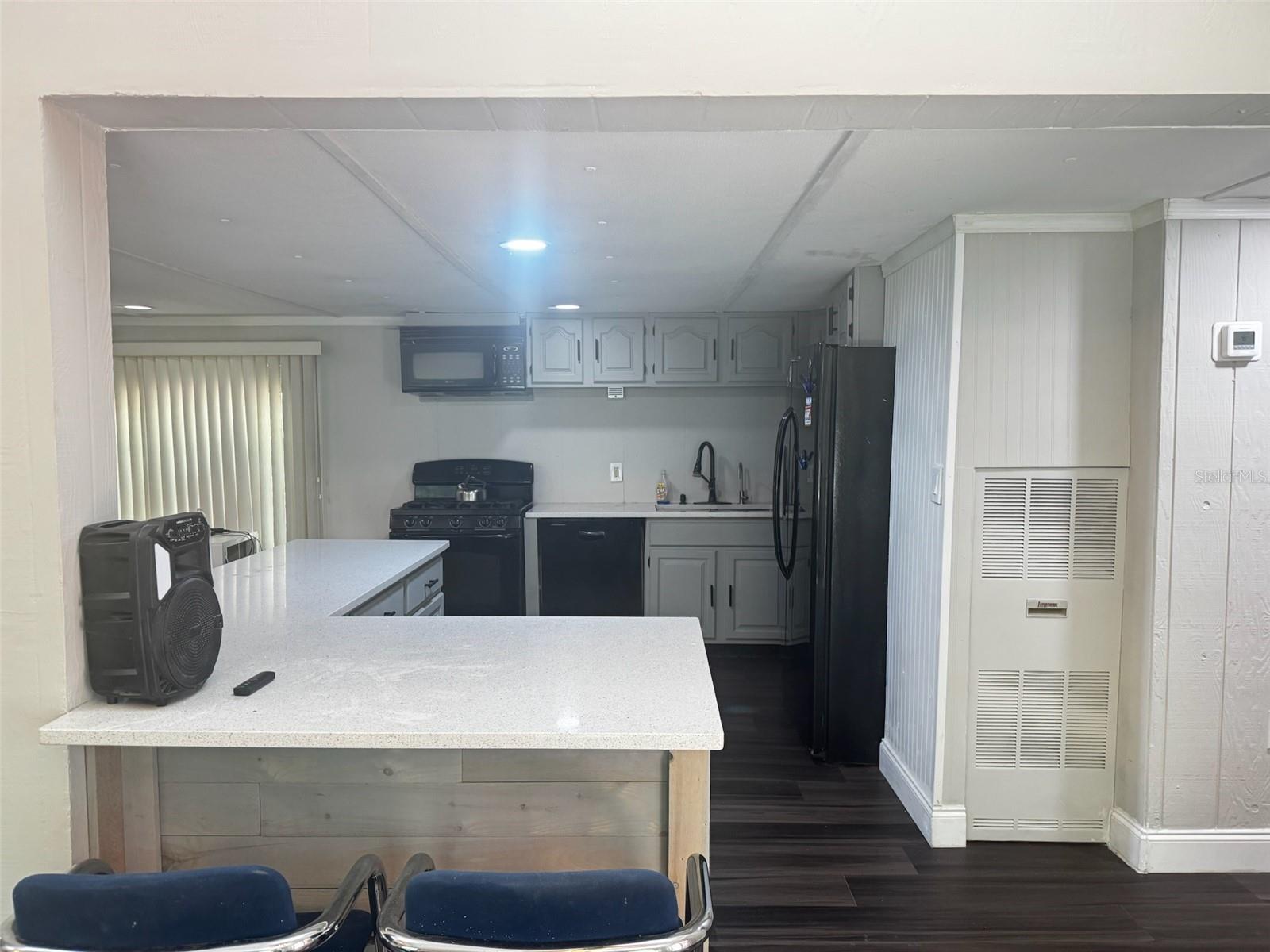 606 HAMILTON DRIVE