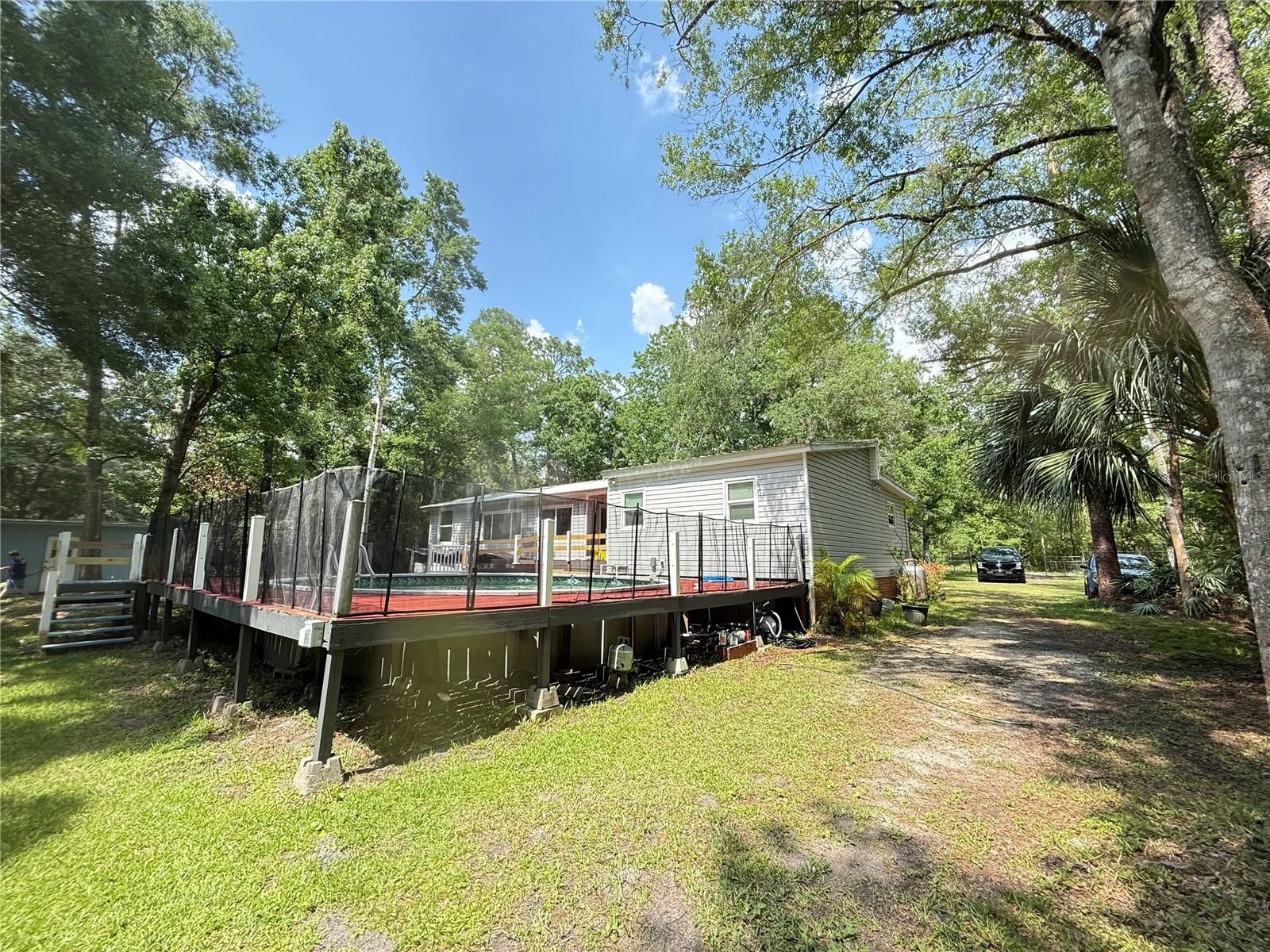 606 HAMILTON DRIVE