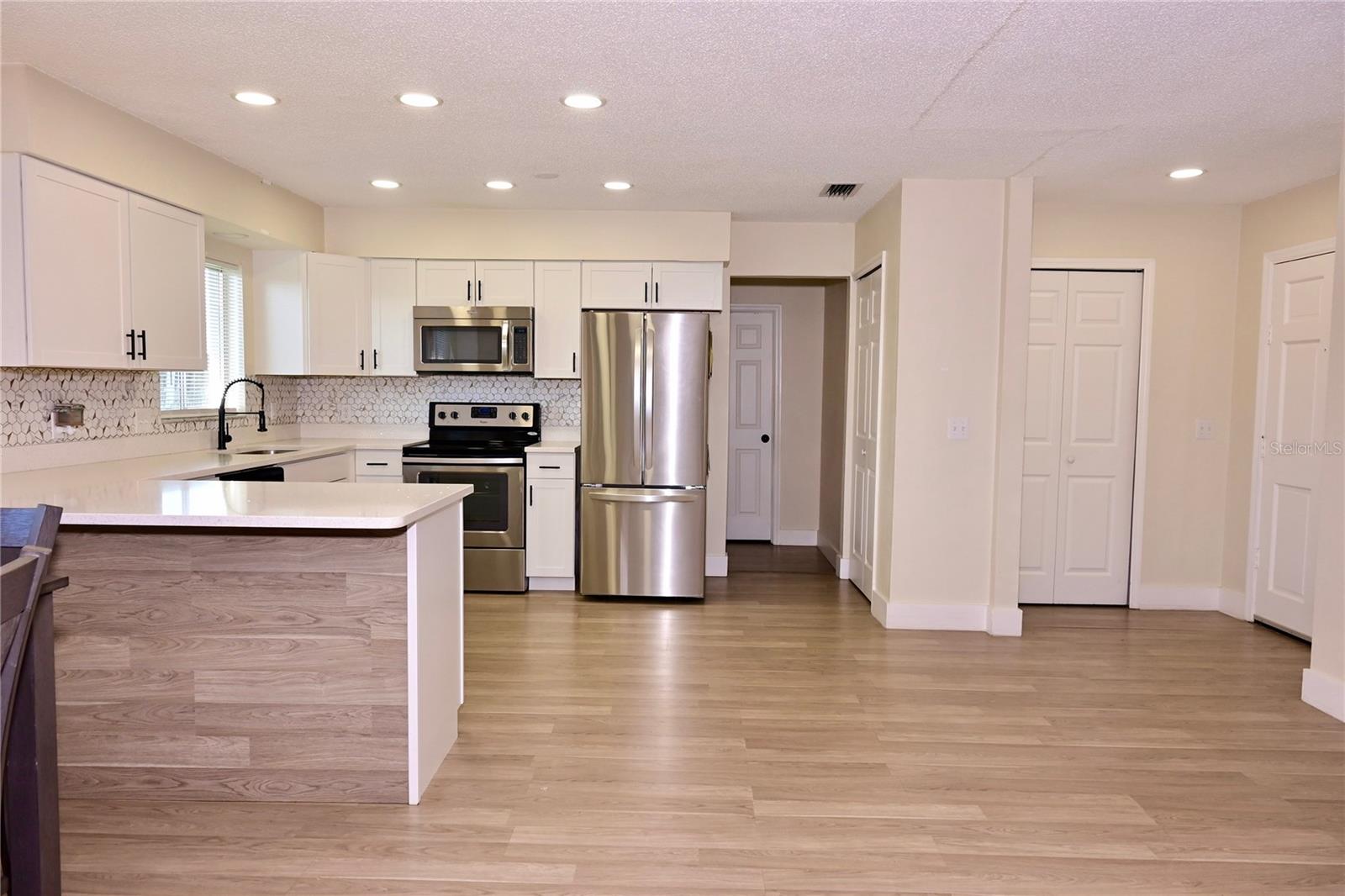 JAN PHYL VILLAGE - Residential