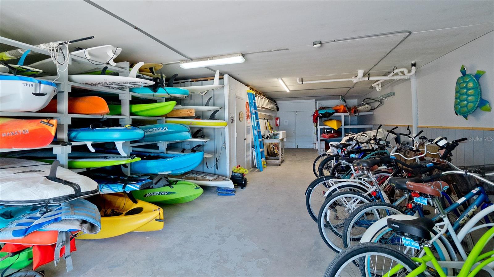 TIFFANY PLACE - Residential