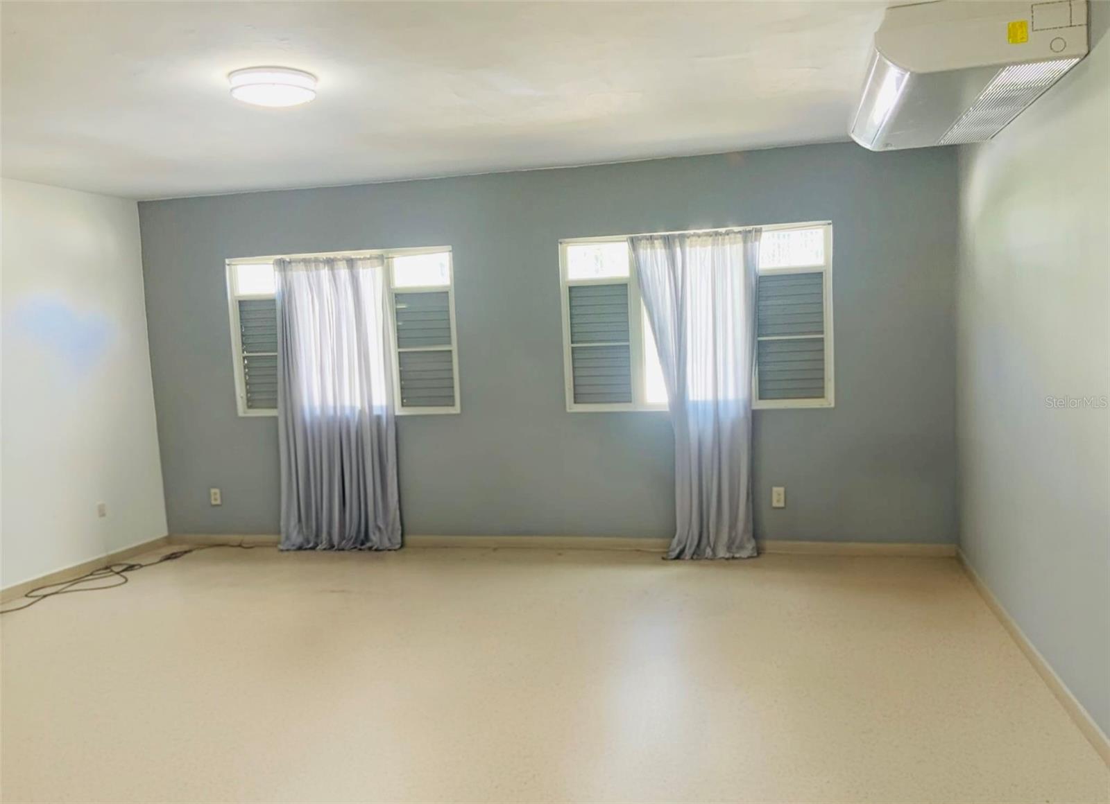 SUNSET HILLS DEVELOPMENT - Residential