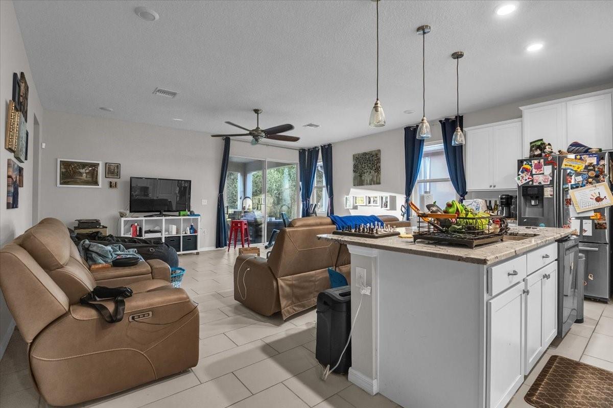 LANDING PH 1 - Residential