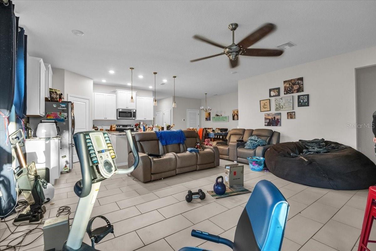 LANDING PH 1 - Residential