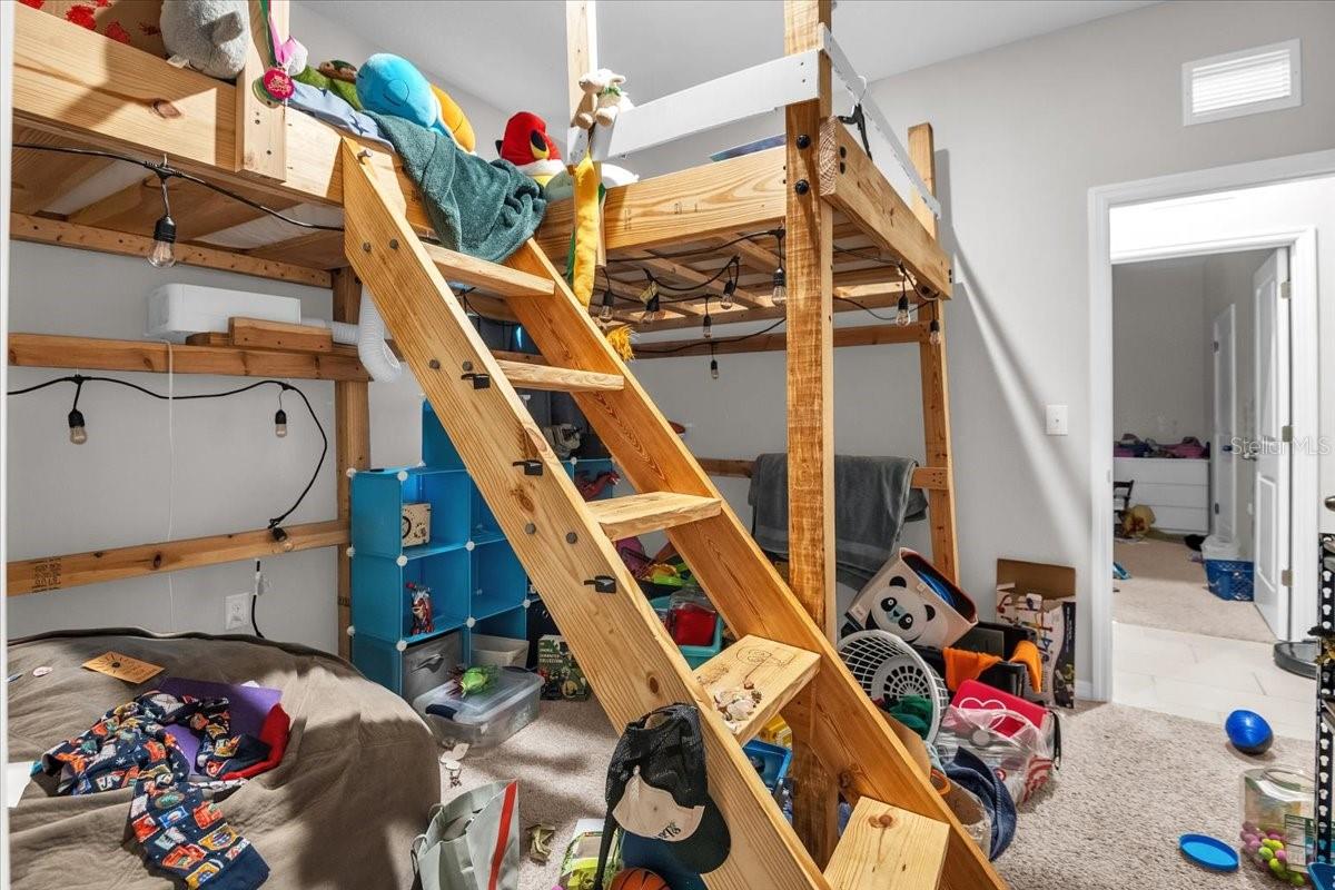 LANDING PH 1 - Residential