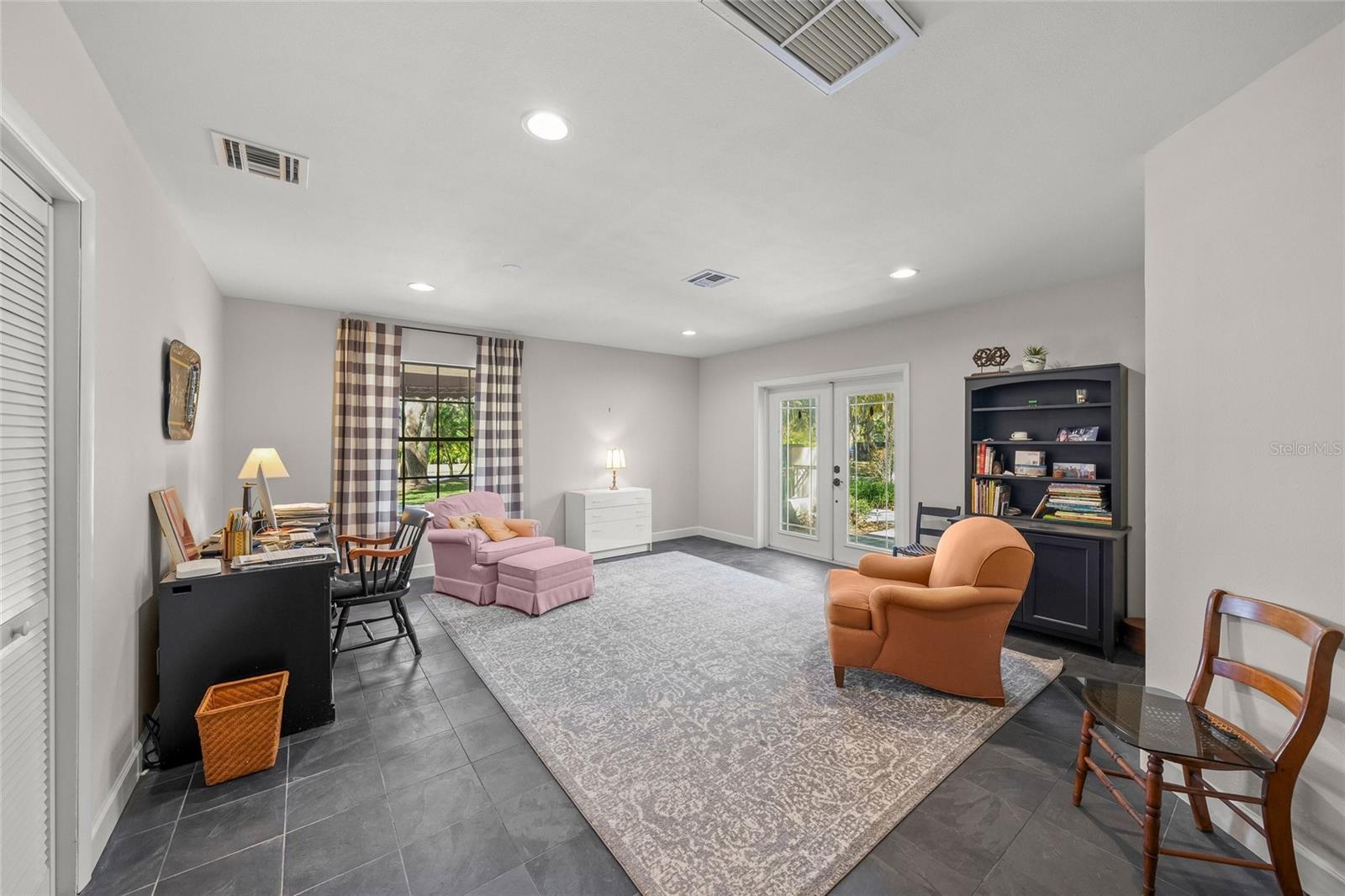 BENT TREE VILLAGE - Residential