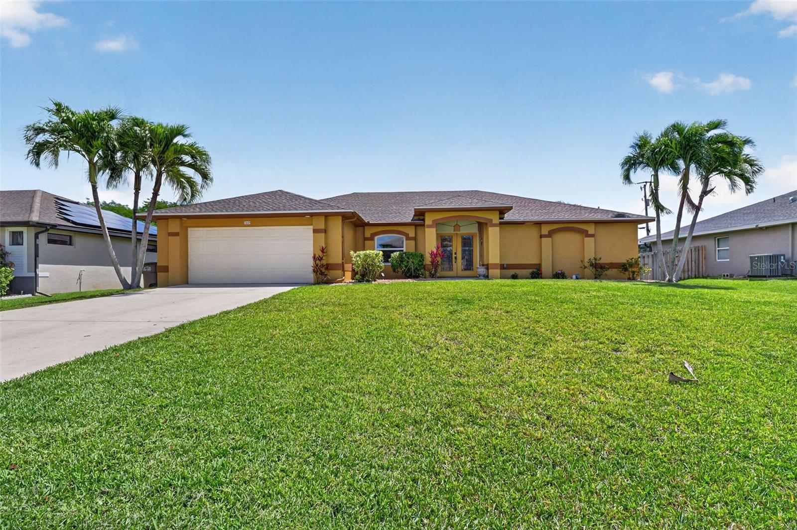 CAPE CORAL - Residential