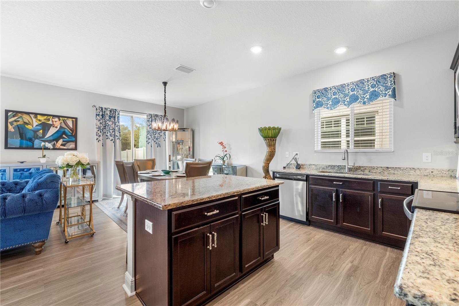 ARTISAN ESTATES - Residential