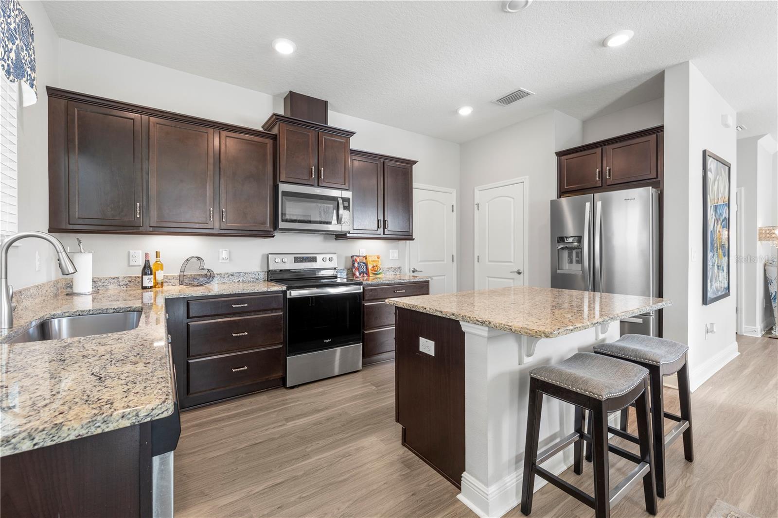 ARTISAN ESTATES - Residential