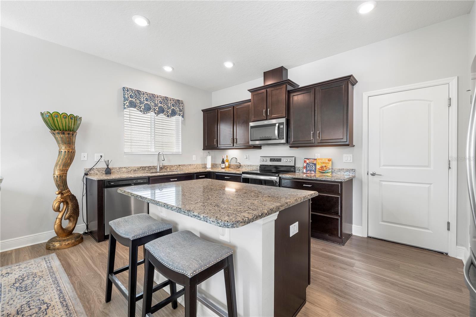 ARTISAN ESTATES - Residential