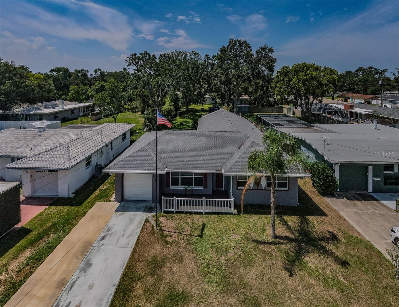 BEVERLY TERRACE - Residential