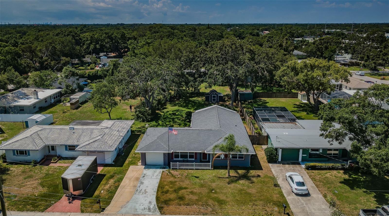 BEVERLY TERRACE - Residential