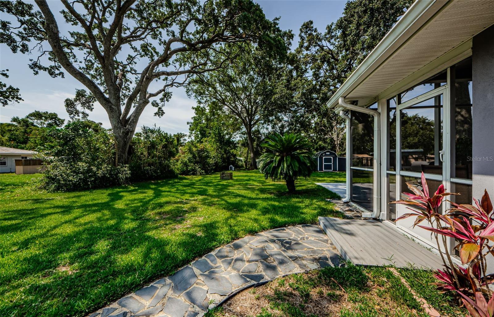 BEVERLY TERRACE - Residential