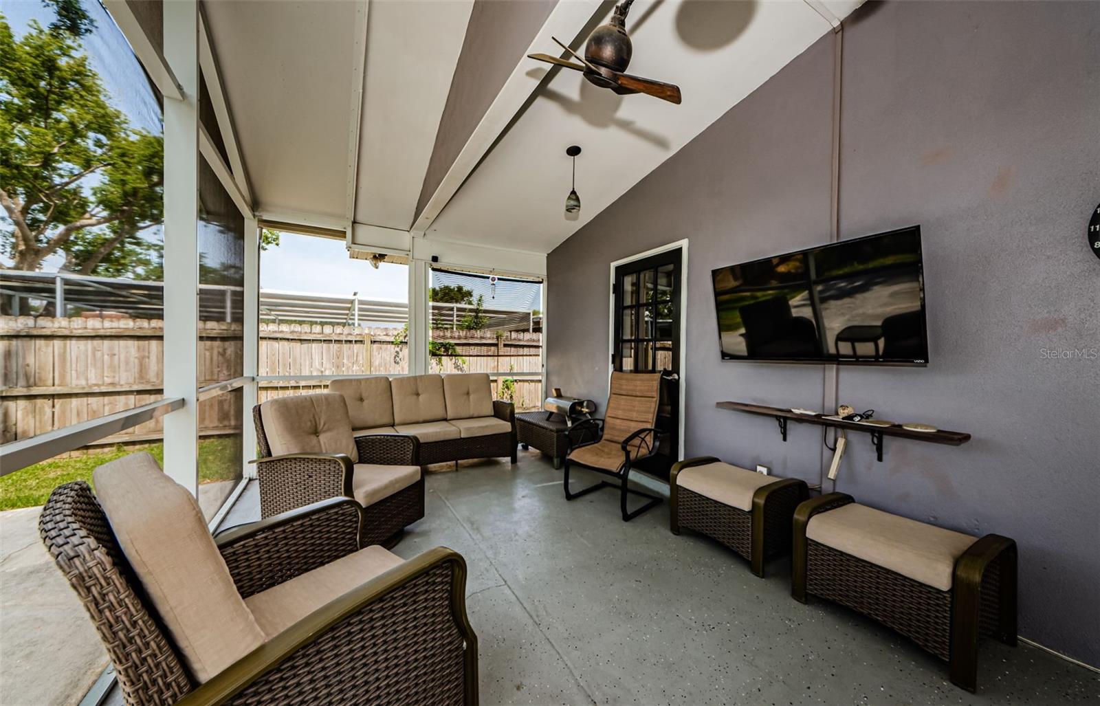 BEVERLY TERRACE - Residential