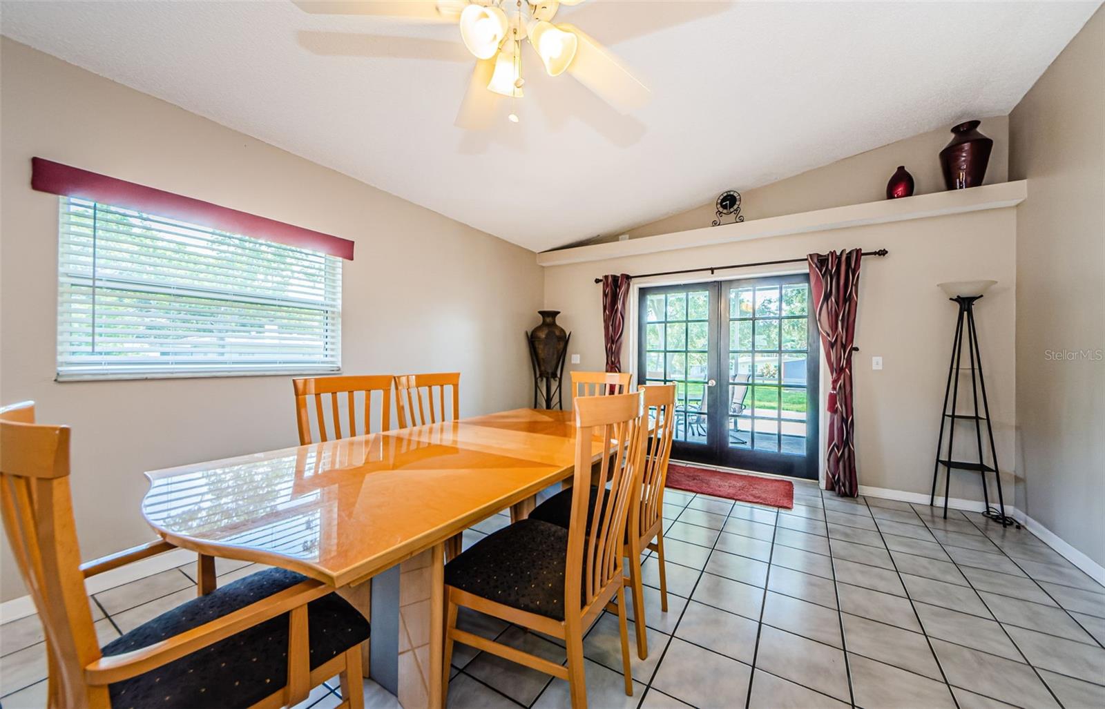 BEVERLY TERRACE - Residential