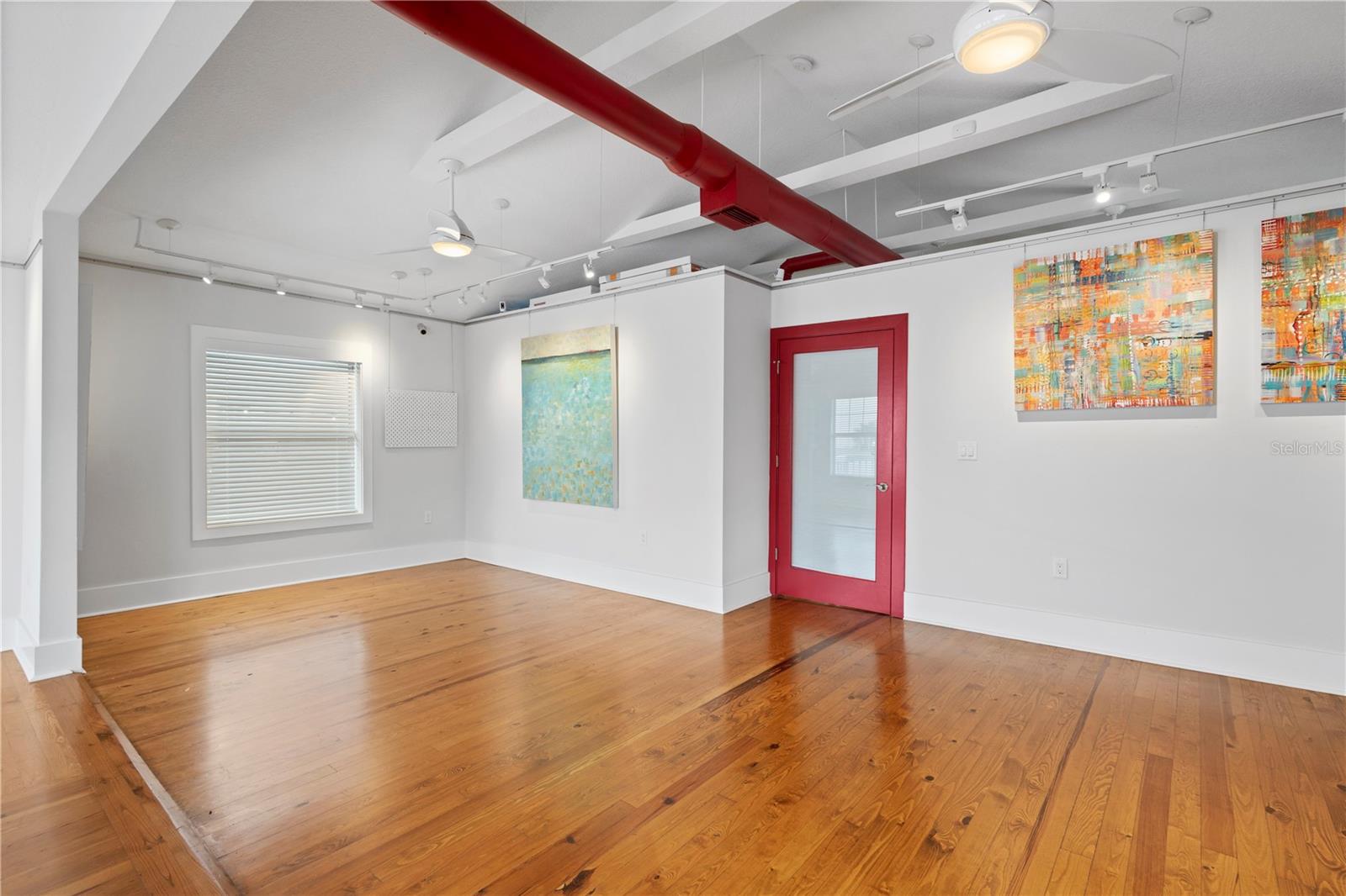 TOWLES - Residential