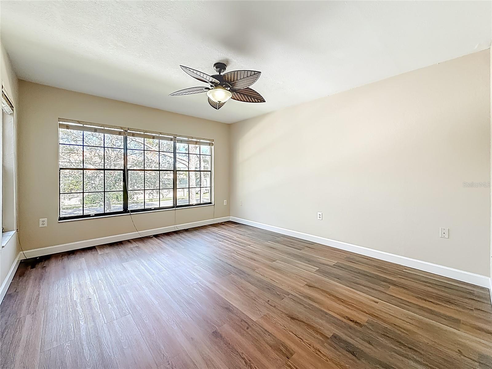 BORDEAUX VILLAGE - Residential