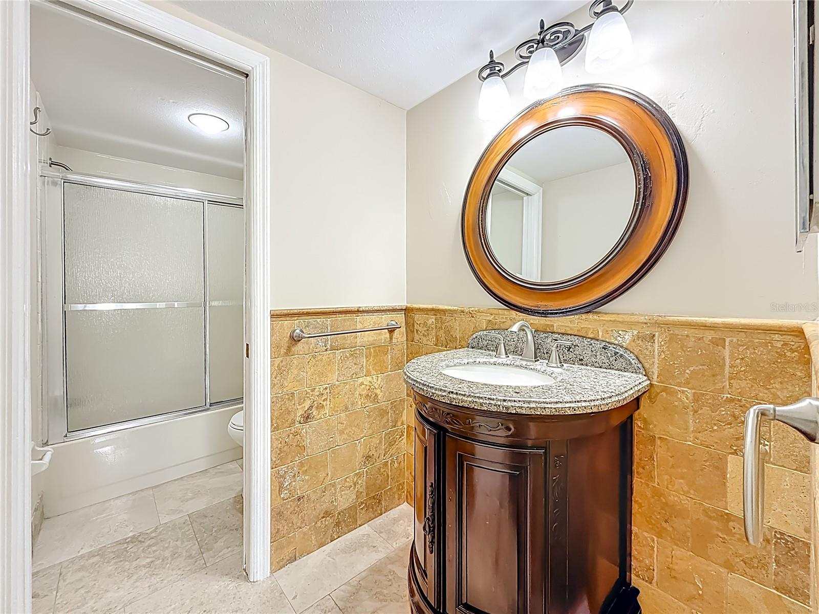 BORDEAUX VILLAGE - Residential