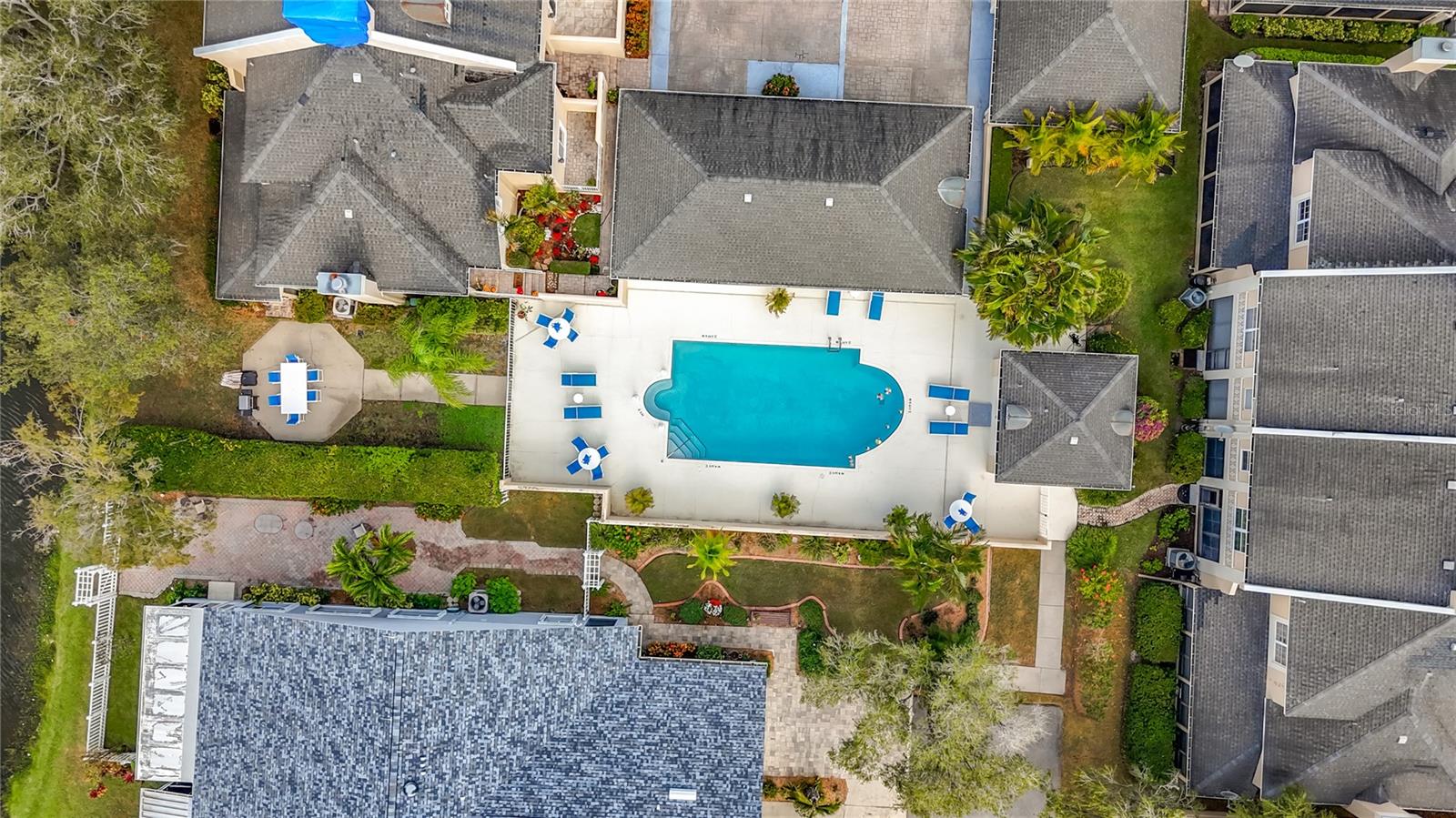 BORDEAUX VILLAGE - Residential