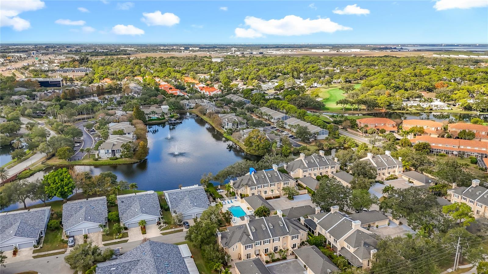 BORDEAUX VILLAGE - Residential