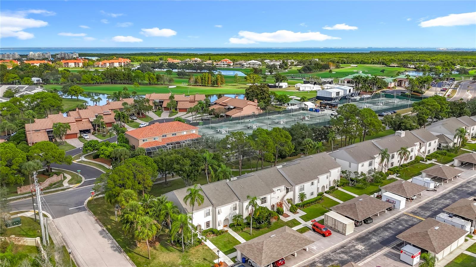 BORDEAUX VILLAGE - Residential