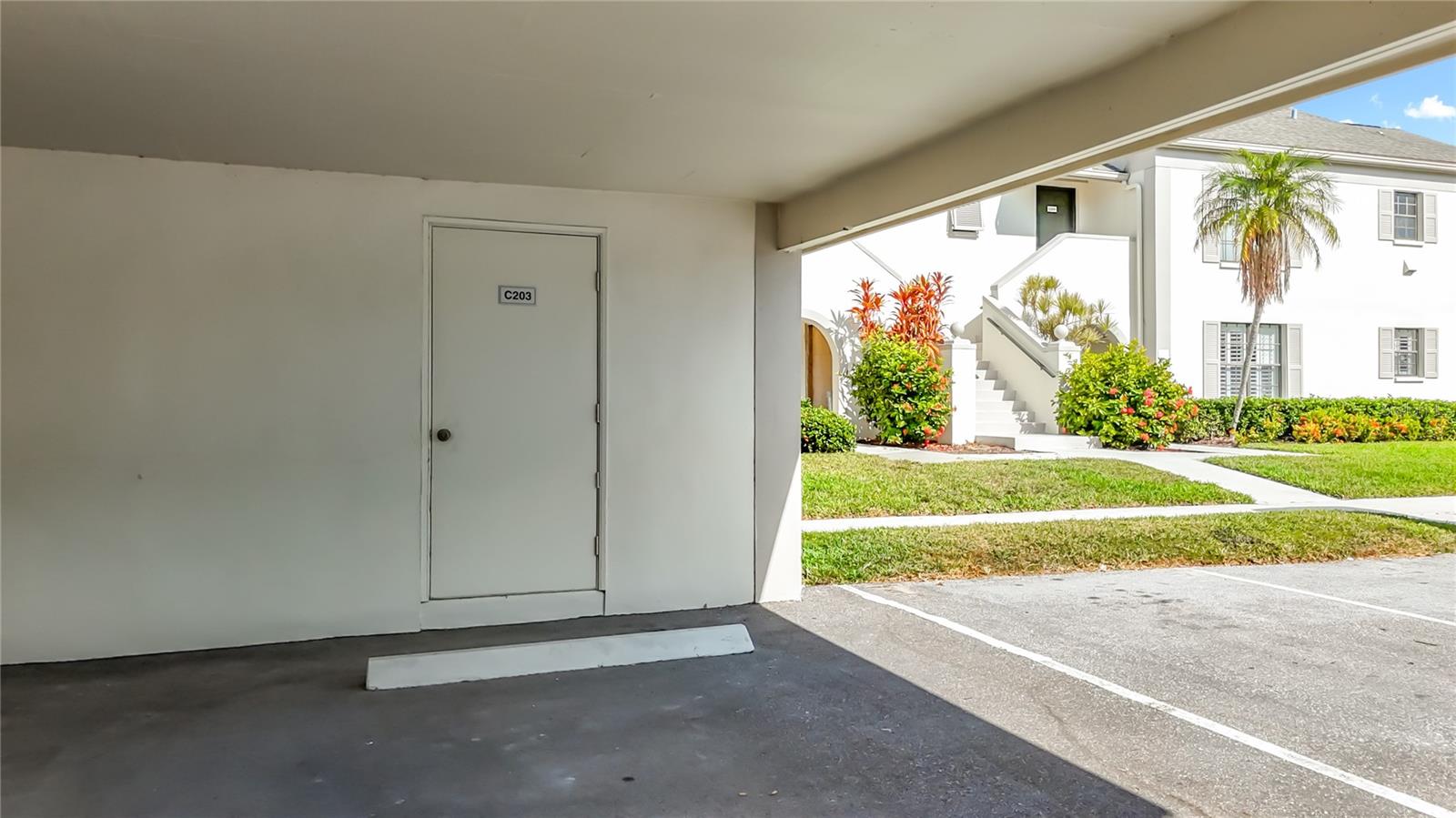 BORDEAUX VILLAGE - Residential