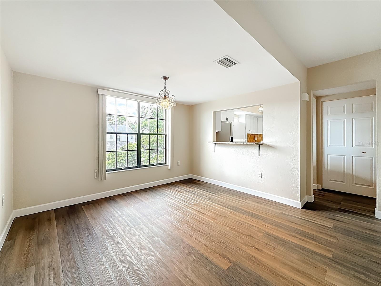 BORDEAUX VILLAGE - Residential