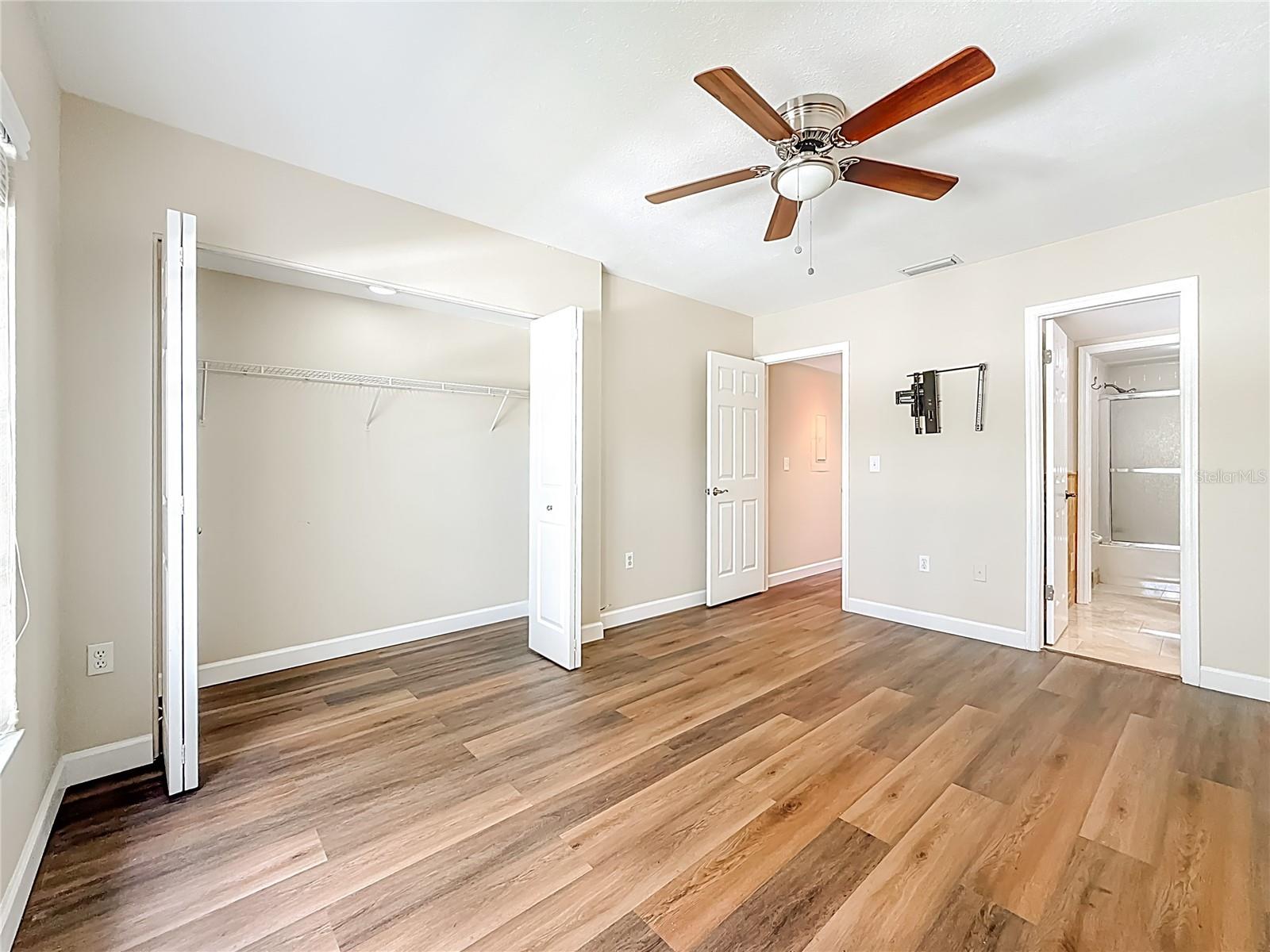 BORDEAUX VILLAGE - Residential