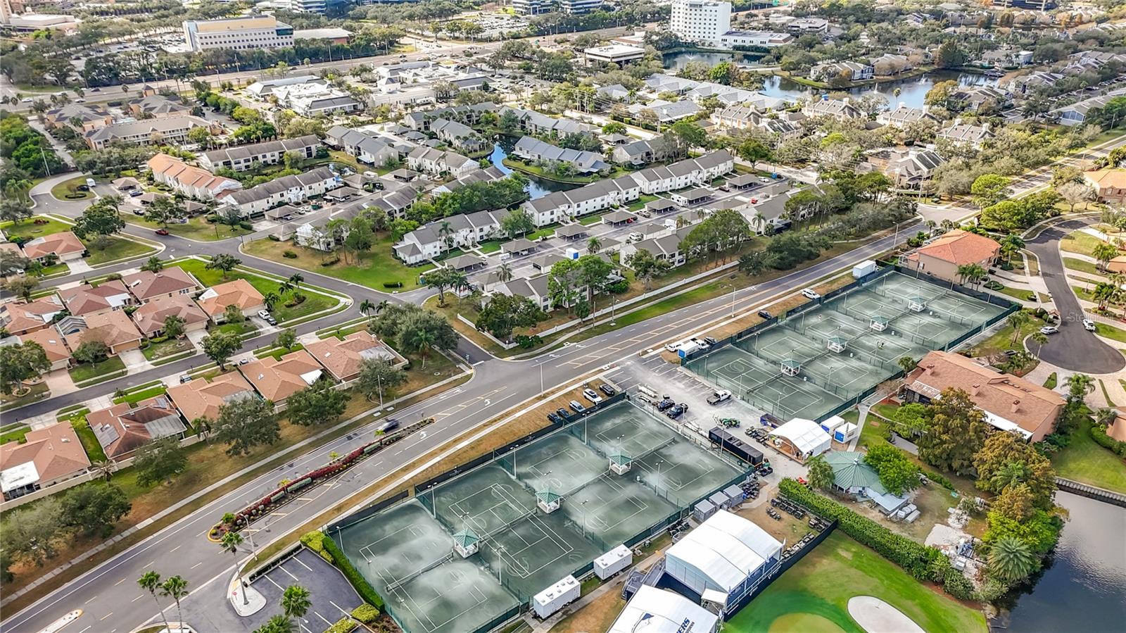 BORDEAUX VILLAGE - Residential