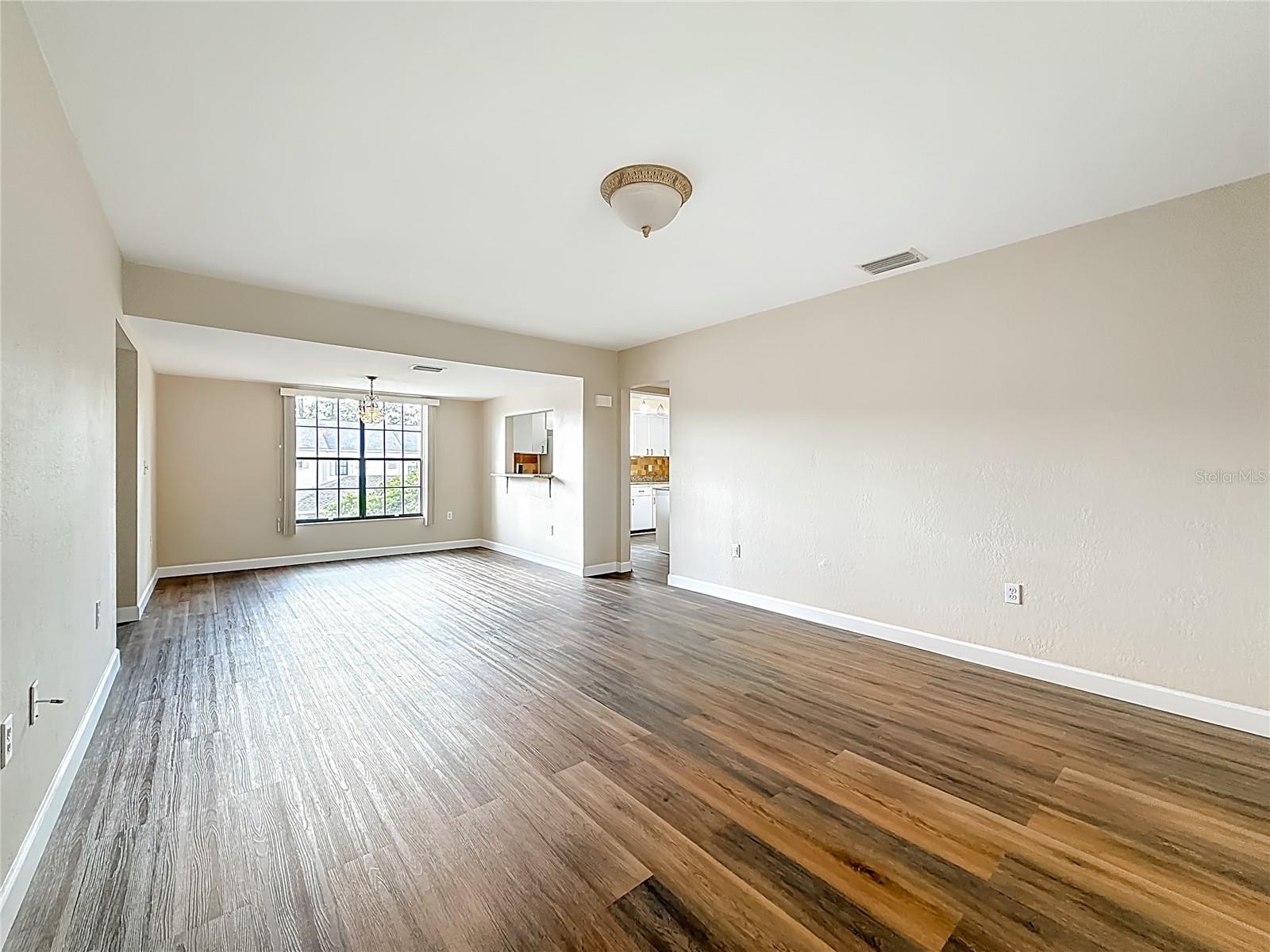 BORDEAUX VILLAGE - Residential