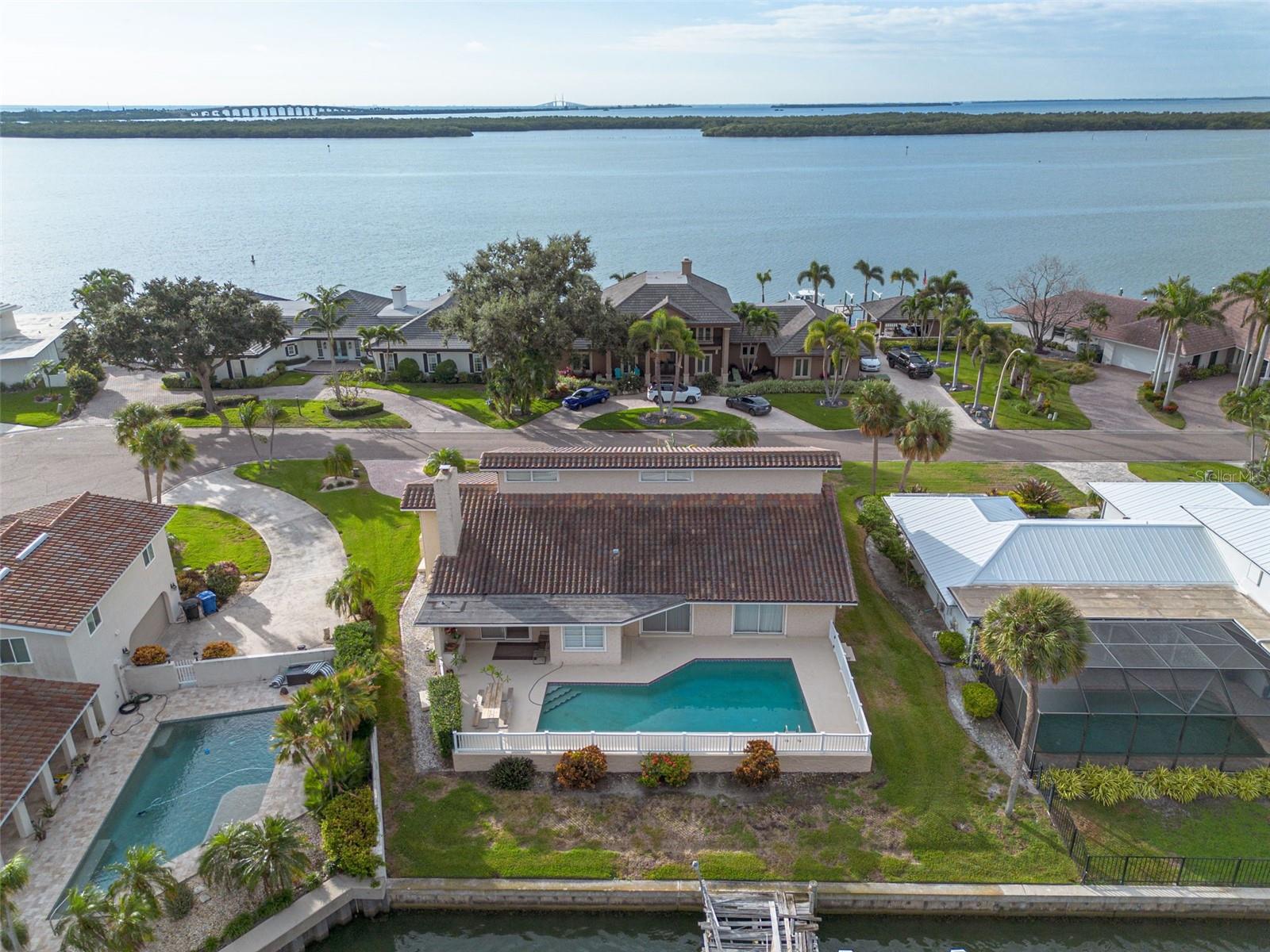BAYWAY ISLES - Residential