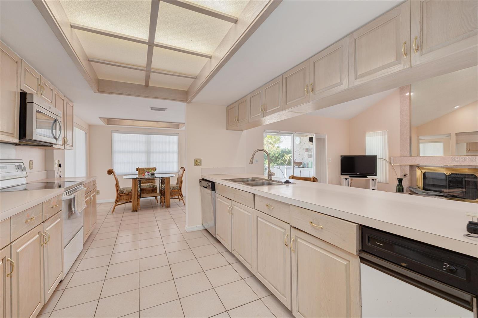 BAYWAY ISLES - Residential