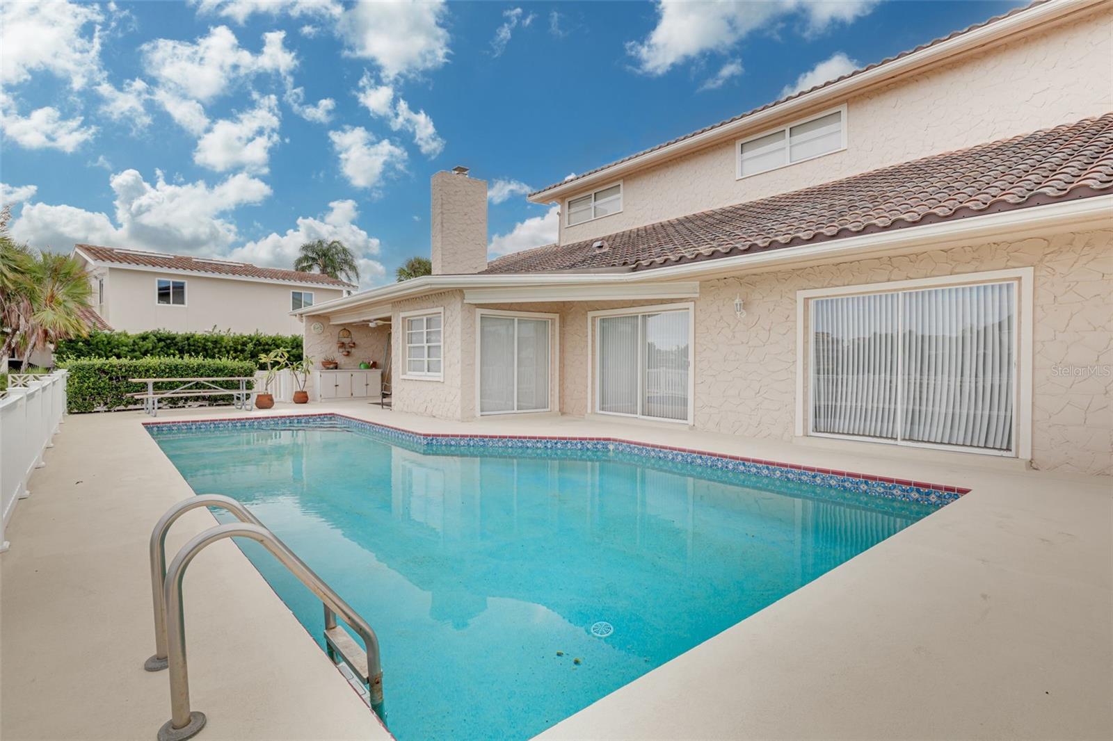 BAYWAY ISLES - Residential