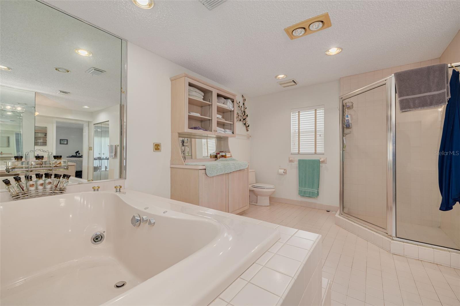 BAYWAY ISLES - Residential